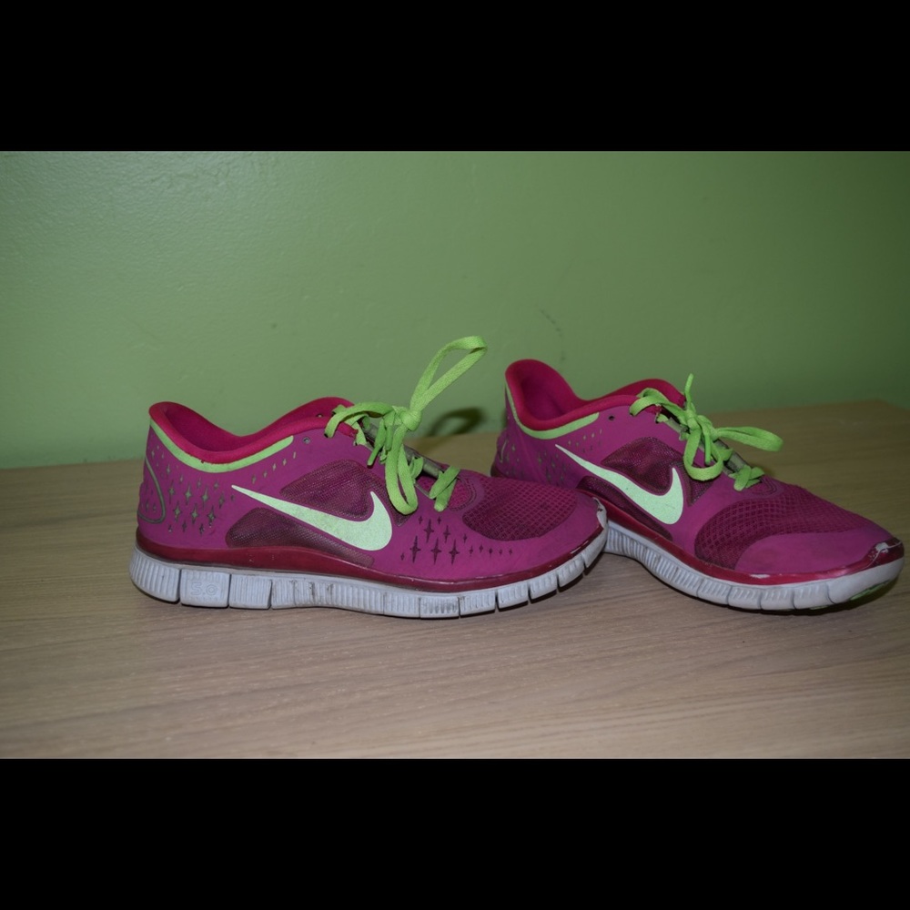 Nike free runs
